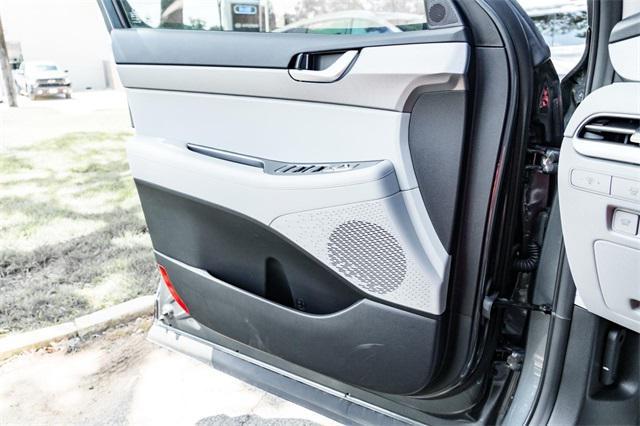 new 2025 Hyundai Palisade car, priced at $39,988