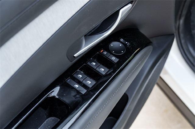 used 2025 Hyundai SANTA CRUZ car, priced at $34,947
