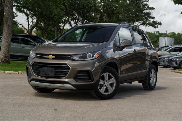 used 2022 Chevrolet Trax car, priced at $16,990