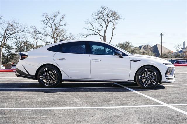 new 2025 Hyundai Sonata car, priced at $36,395