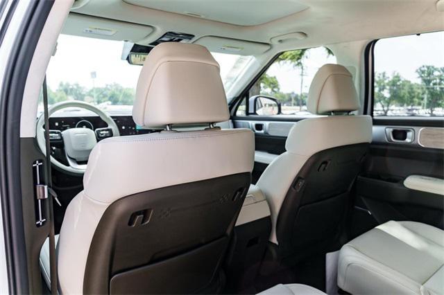 new 2025 Hyundai Santa Fe car, priced at $46,250