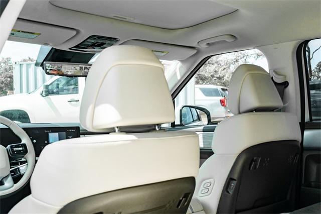 new 2025 Hyundai SANTA FE HEV car, priced at $46,884