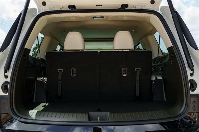 new 2025 Hyundai SANTA FE HEV car, priced at $46,884