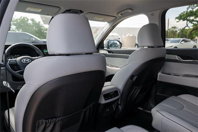 new 2025 Hyundai Palisade car, priced at $40,227
