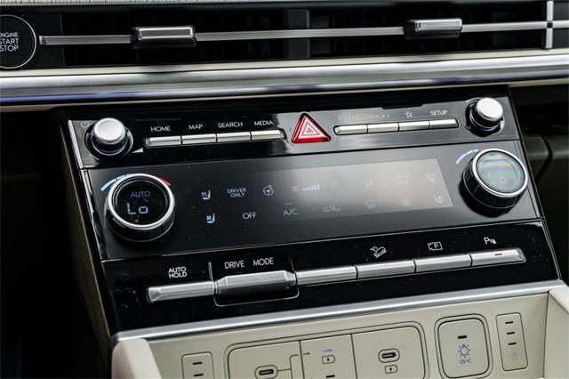 new 2025 Hyundai SANTA FE HEV car, priced at $45,888