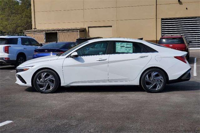 new 2025 Hyundai Elantra car, priced at $30,635