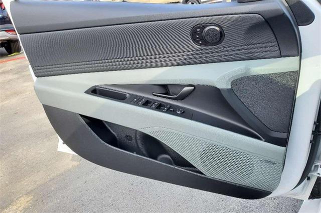 new 2025 Hyundai Elantra car, priced at $30,635