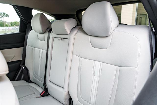 new 2025 Hyundai Tucson car, priced at $30,225