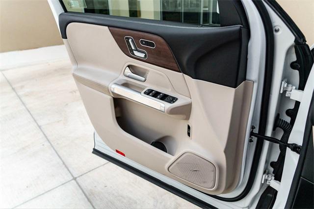 used 2020 Mercedes-Benz GLB 250 car, priced at $22,890