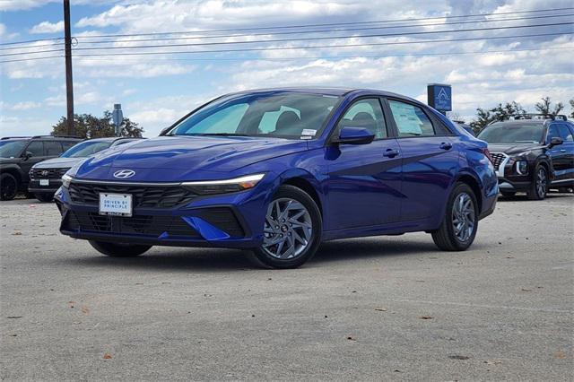 new 2025 Hyundai ELANTRA HEV car, priced at $25,670