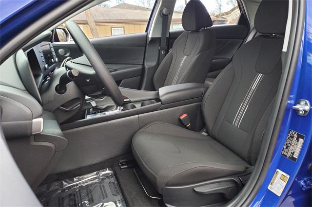 new 2025 Hyundai ELANTRA HEV car, priced at $25,670