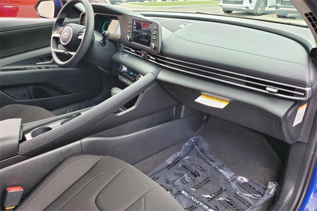 new 2025 Hyundai ELANTRA HEV car, priced at $25,670