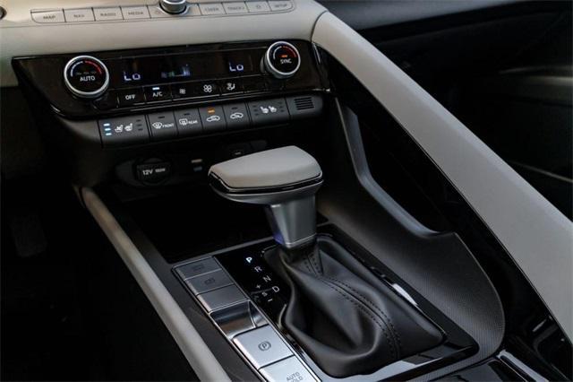 used 2025 Hyundai ELANTRA HEV car, priced at $24,950