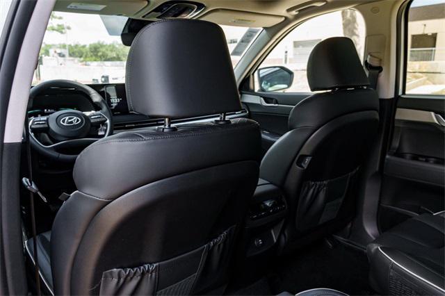 new 2025 Hyundai Palisade car, priced at $42,343
