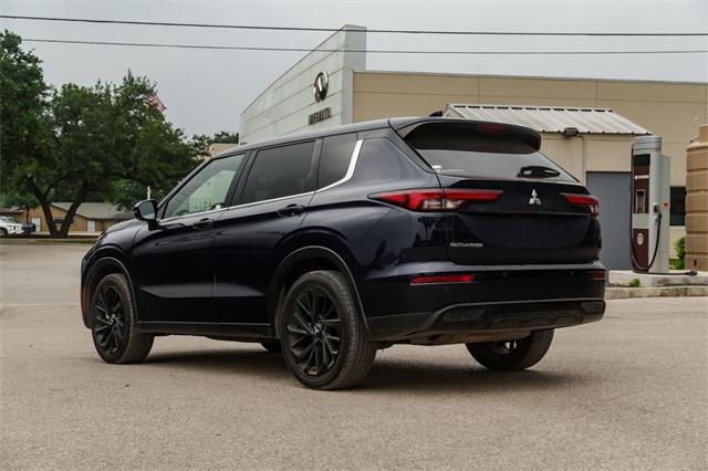 used 2022 Mitsubishi Outlander car, priced at $21,961