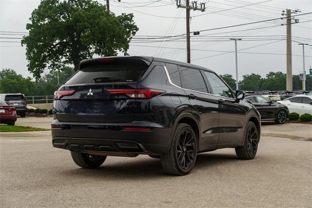 used 2022 Mitsubishi Outlander car, priced at $21,961