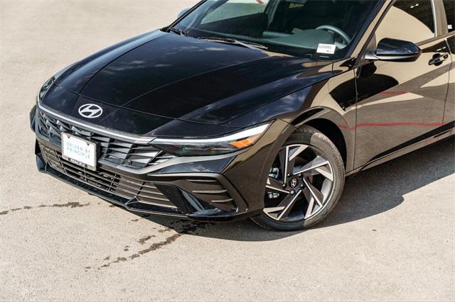 new 2025 Hyundai Elantra car, priced at $23,233