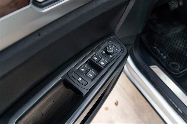 used 2019 Volkswagen Atlas car, priced at $15,810