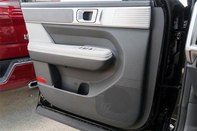 new 2025 Hyundai Santa Fe car, priced at $35,888