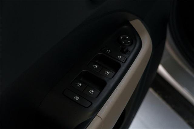 new 2025 Hyundai Venue car, priced at $22,966