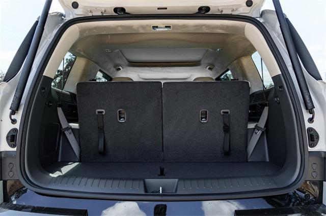 new 2025 Hyundai SANTA FE HEV car, priced at $47,875