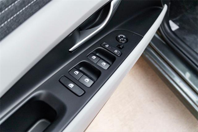 new 2025 Hyundai Elantra car, priced at $27,258