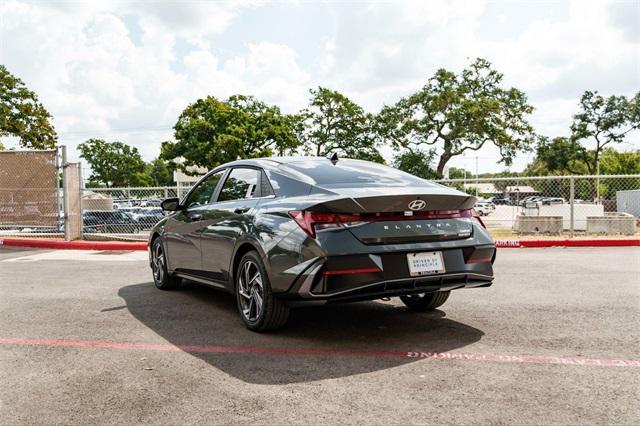 new 2025 Hyundai Elantra car, priced at $27,258