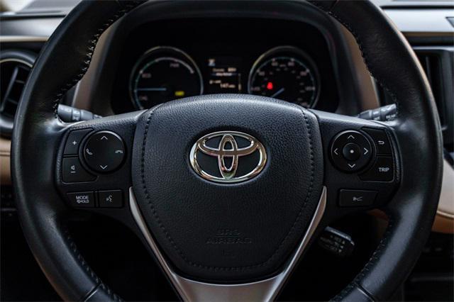 used 2018 Toyota RAV4 Hybrid car, priced at $22,915