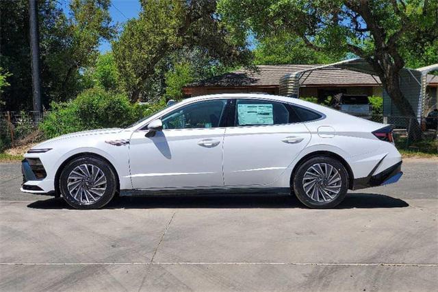 new 2025 Hyundai Sonata Hybrid car, priced at $31,968