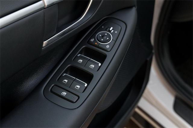 new 2025 Hyundai Sonata Hybrid car, priced at $31,468