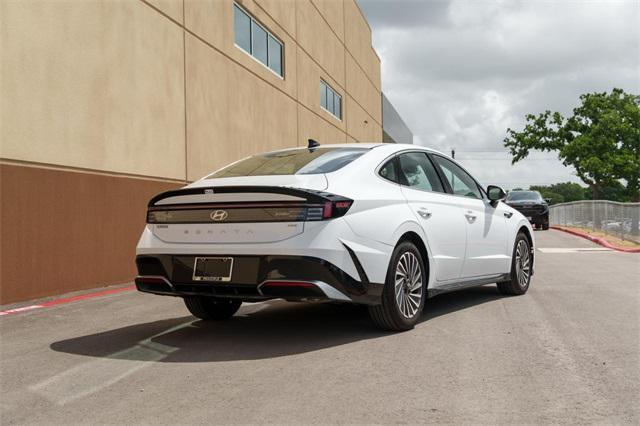 new 2025 Hyundai Sonata Hybrid car, priced at $31,468