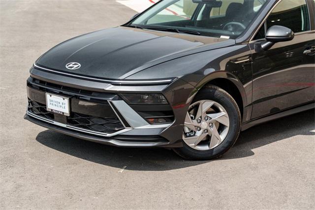 new 2025 Hyundai Sonata car, priced at $27,123