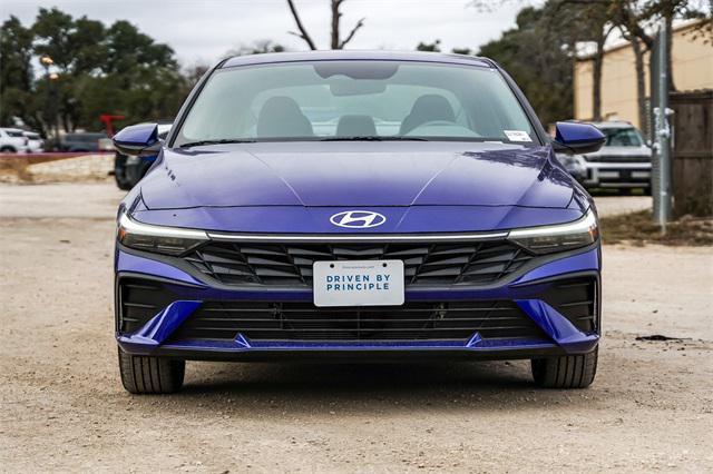 new 2025 Hyundai Elantra HEV car, priced at $26,765