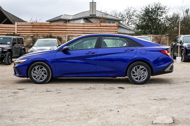 new 2025 Hyundai Elantra HEV car, priced at $26,765