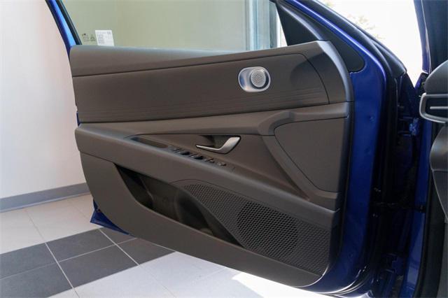 new 2025 Hyundai ELANTRA HEV car, priced at $23,988