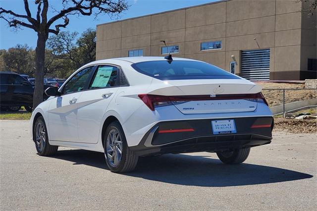 new 2025 Hyundai ELANTRA HEV car, priced at $26,159