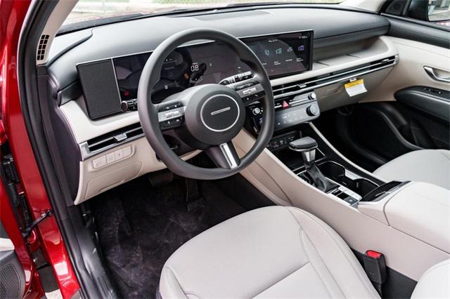 new 2025 Hyundai Tucson car, priced at $30,925