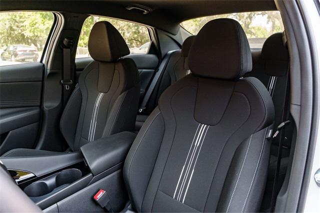 new 2025 Hyundai ELANTRA HEV car, priced at $26,846