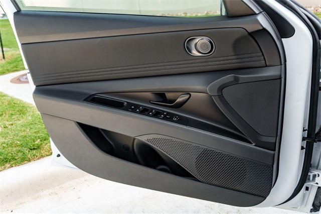 new 2025 Hyundai ELANTRA HEV car, priced at $26,846