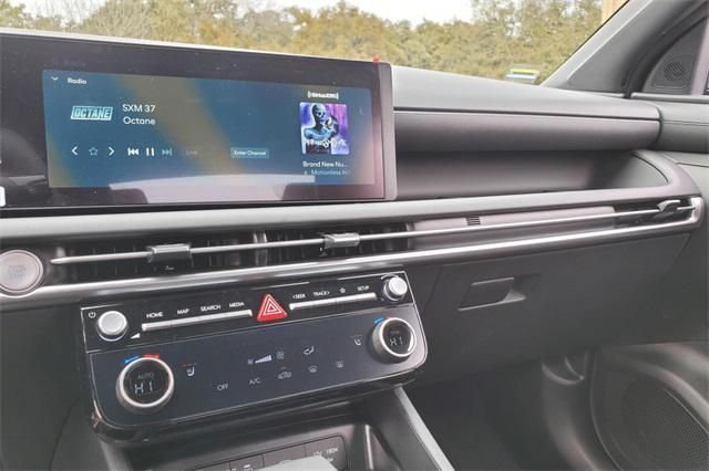 new 2025 Hyundai SANTA CRUZ car, priced at $30,425