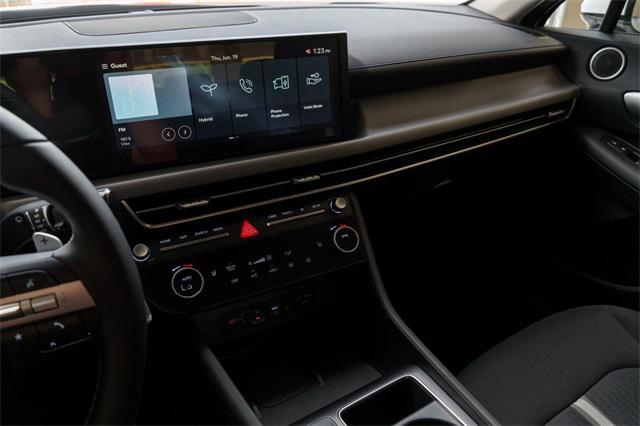 new 2025 Hyundai Sonata Hybrid car, priced at $30,938