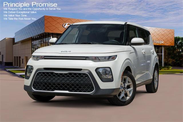 used 2022 Kia Soul car, priced at $16,728
