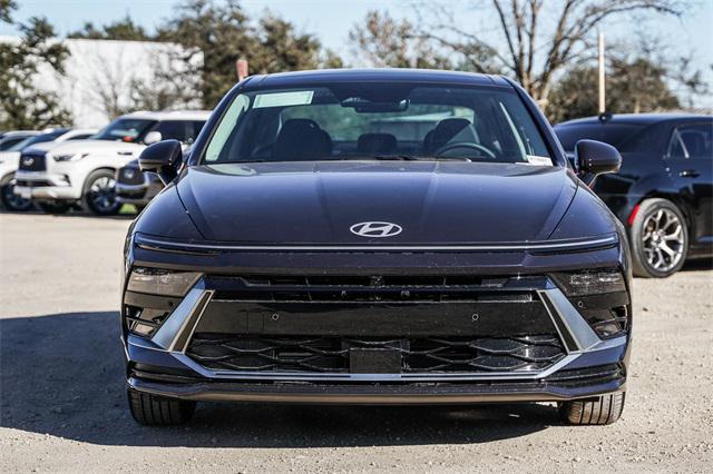 new 2025 Hyundai Sonata Hybrid car, priced at $38,885