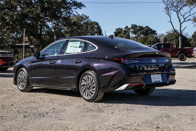 new 2025 Hyundai Sonata Hybrid car, priced at $38,885