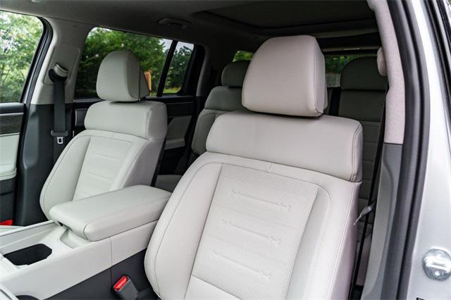 new 2025 Hyundai Santa Fe car, priced at $42,473