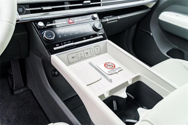 new 2025 Hyundai Santa Fe car, priced at $42,473