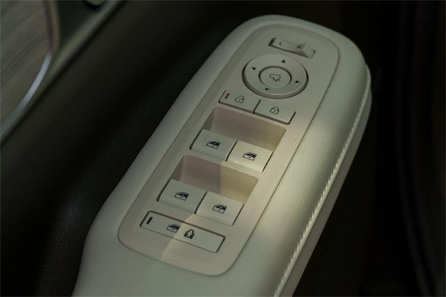 new 2025 Hyundai SANTA FE HEV car, priced at $45,888