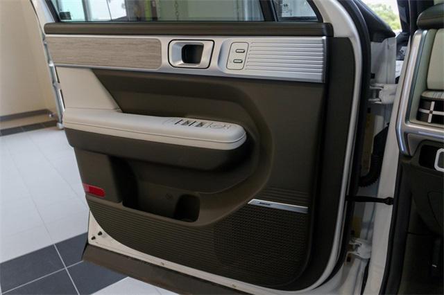 new 2025 Hyundai Santa Fe car, priced at $45,988