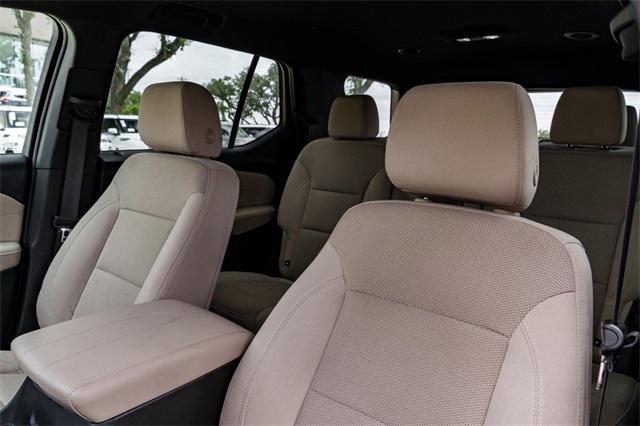 used 2023 Chevrolet Traverse car, priced at $26,686