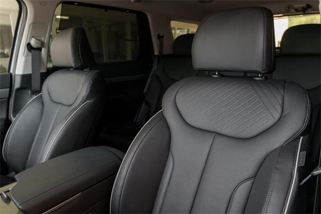 new 2025 Hyundai Palisade car, priced at $43,628